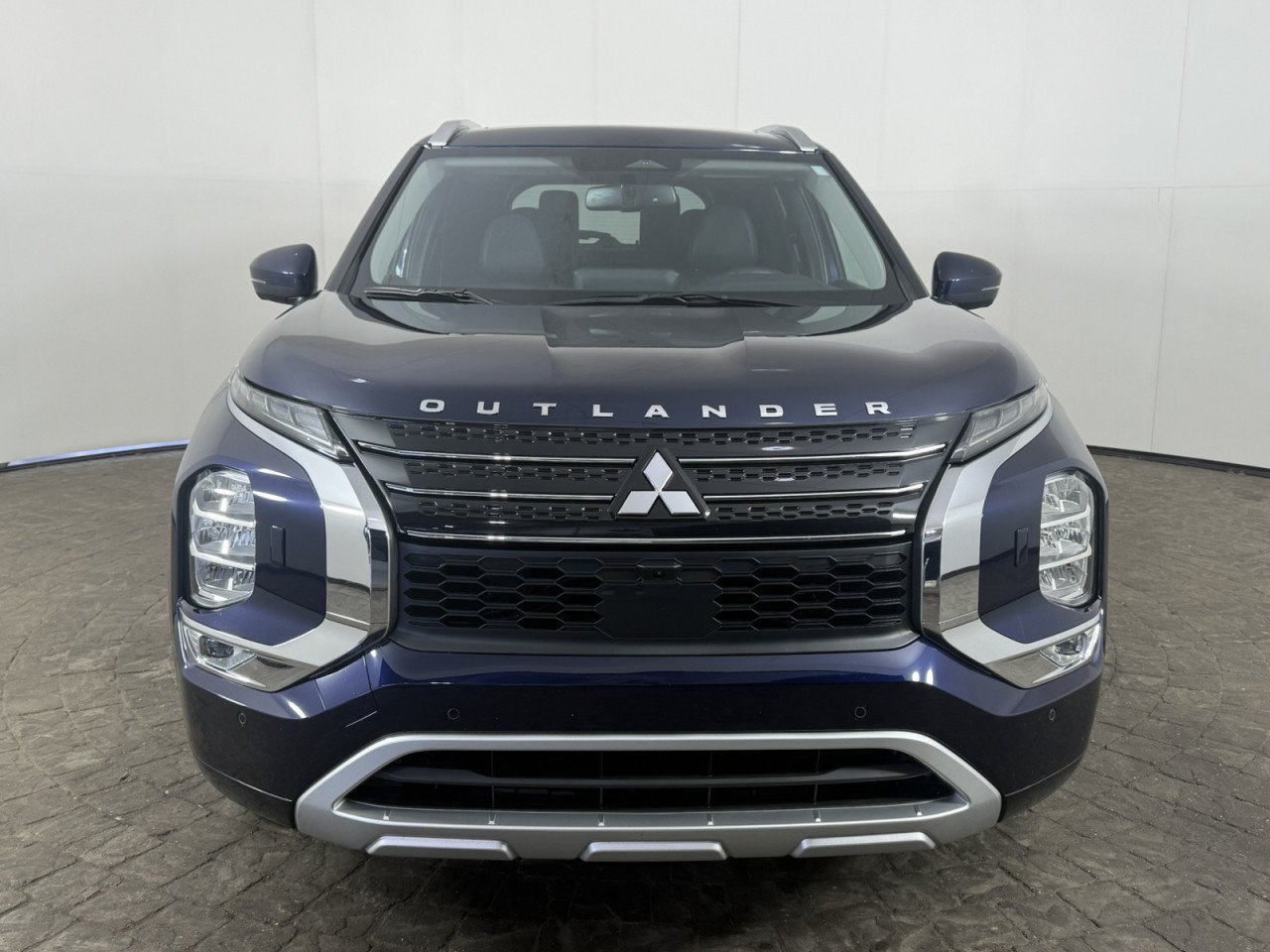 mitsubishi outlander plug-in hybrid 2025 JA4T5WA92SZ042399 image mitsubishi outlander plug-in hybrid 2025 JA4T5WA92SZ042399 image